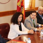 Esclerosis Múltiple de Albacete y la  Diputación firman un convenio para  2014