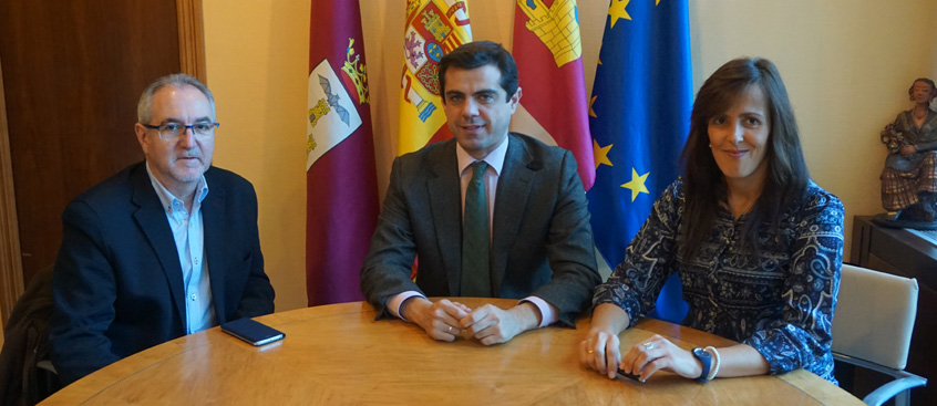 El Presidente de Esclerosis Múltiple Albacete se reúne con el Alcalde de Albacete