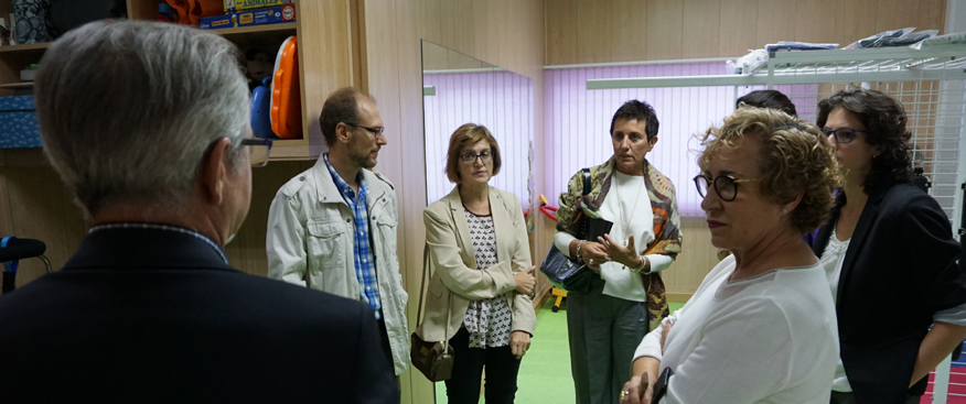 Las directoras generales de Sanidad visitan el Centro de Esclerosis Múltiple