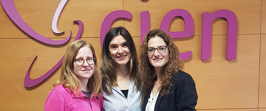 La Dra. María Palao, neuróloga del CHUA, ha visitado el Centro de la Asociación de Esclerosis Múltiple de Albacete