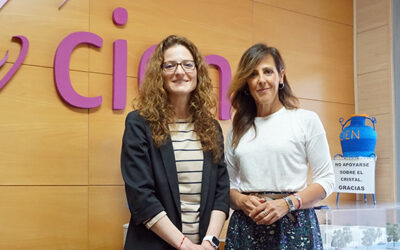 María Gil, diputada de las Cortes de CLM, ha visitado la Asociación de Esclerosis Múltiple de Albacete